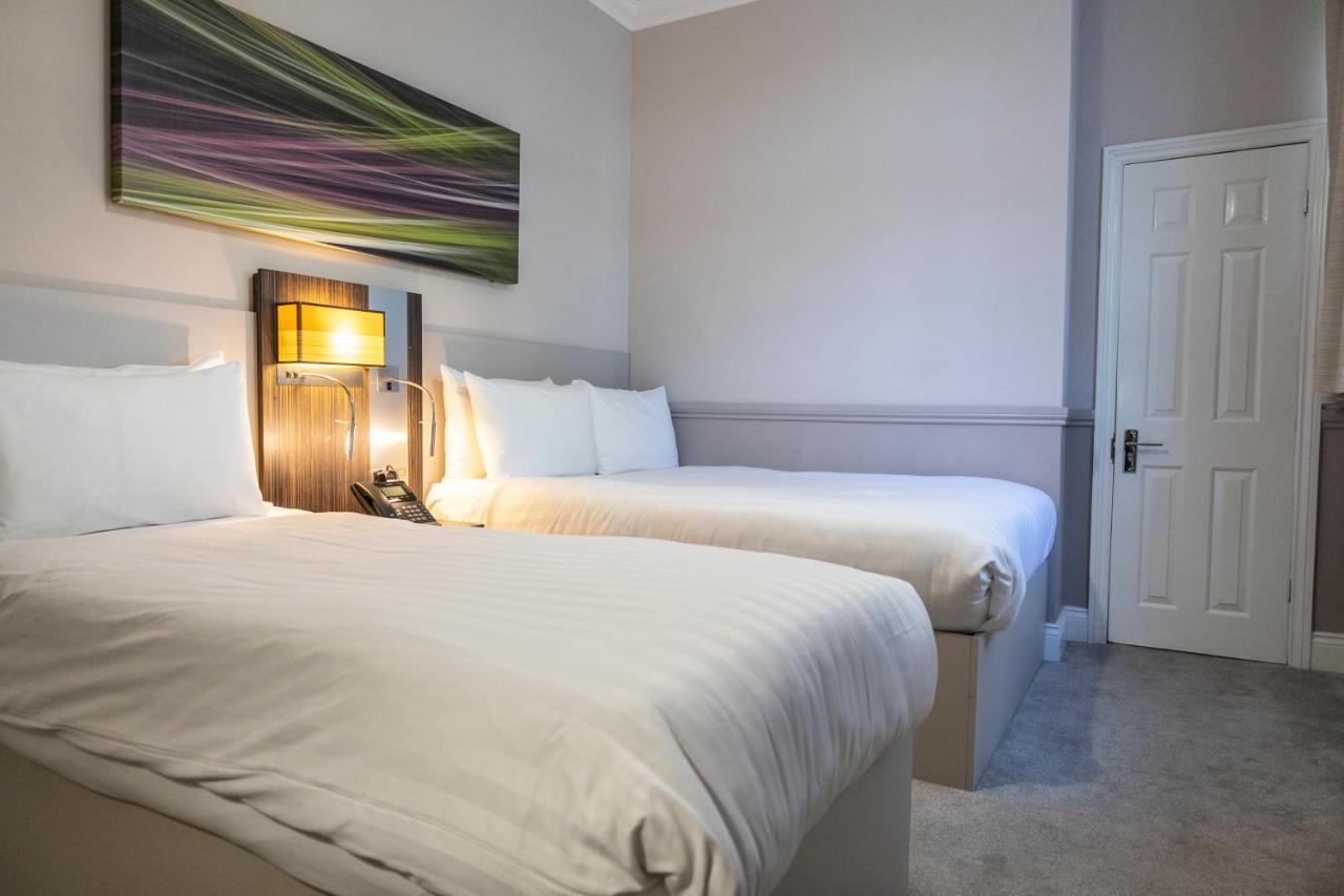 Uno Hotel Heathrow Windsor スラウ エクステリア 写真