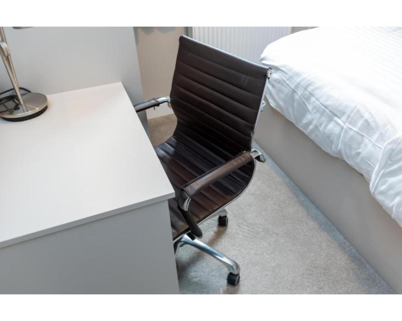 Uno Hotel Heathrow Windsor スラウ 部屋 写真